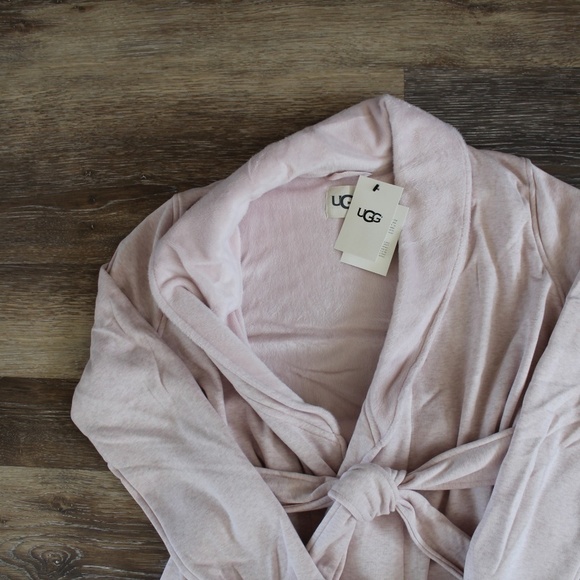 UGG BLANCHE II PLUSH BATH ROBE NEW! - Picture 8 of 10